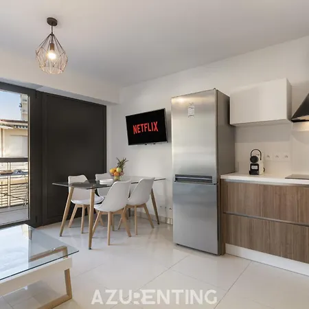 Azurenting - T2 Front De Mer - Clim - Parking * Antibes